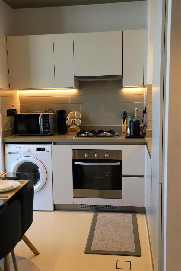 Stay By Latinem Luxury 2Br Holiday Home Cv B1309 Near Burj Khalifa Дубай Екстериор снимка